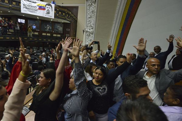 Após fracasso do plano Guaidó, EUA elaboram nova estratégia para Venezuela, diz especialista Após fracasso do plano Guaidó, EUA elaboram nova estratégia para Venezuela, diz especialista - Sputnik Brasil