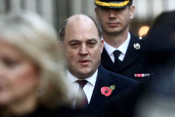 'Reino Unido deve se preparar para combater sem os EUA', diz secretário de Defesa britânico  - Sputnik Brasil