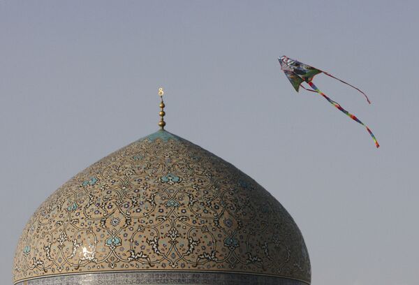 Professor é demitido após ironizar que Irã deveria listar 52 potenciais alvos nos EUA  - Sputnik Brasil