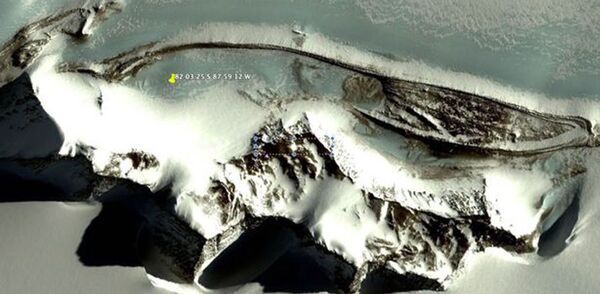 FOTO mostra 'construção babilônica' na Antártica e bomba na web - Sputnik Brasil