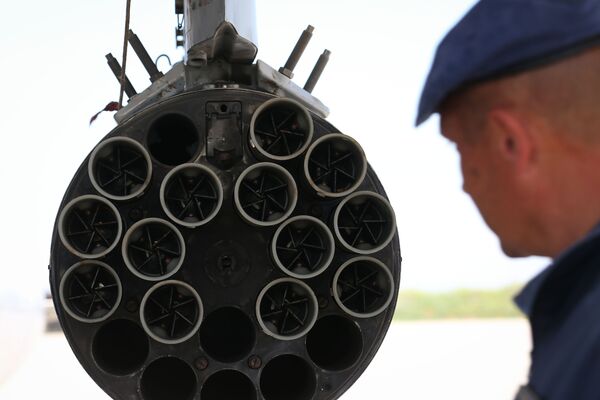 'Rei dos Ares': confira por que Rússia não abdica do 'velho' Su-24 'Rei dos Ares': confira por que Rússia não abdica do 'velho' Su-24 - Sputnik Brasil