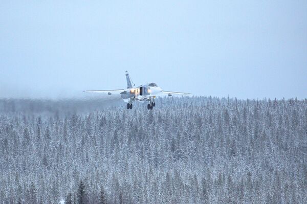 'Rei dos Ares': confira por que Rússia não abdica do 'velho' Su-24 'Rei dos Ares': confira por que Rússia não abdica do 'velho' Su-24 - Sputnik Brasil