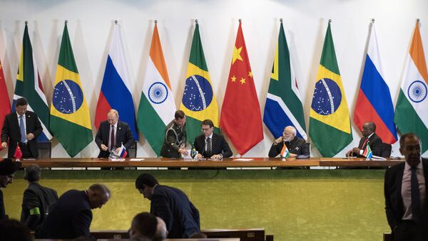 Líderes dos países-membros do BRICS no encontro oficial do bloco em Brasília, Brasil, 14 de novembro de 2019 - Sputnik Brasil
