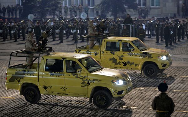 Construtor de automóveis russo divulga detalhes de novo veículo para Ministério da Defesa Construtor de automóveis russo divulga detalhes de novo veículo para Ministério da Defesa - Sputnik Brasil