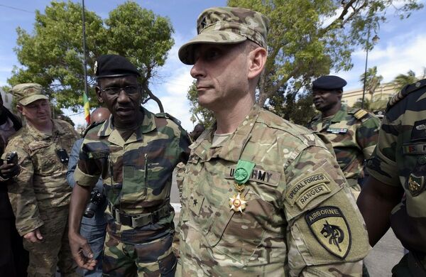 General americano: redução de tropas na África pode deixar 'vazio' para China e Rússia - Sputnik Brasil