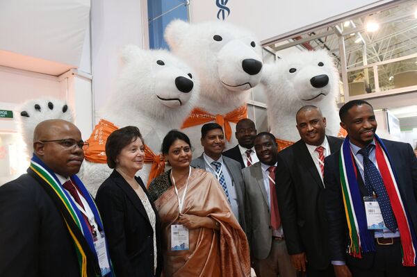 Rússia divulga calendário do BRICS para 2020 e diz que bloco é 'navio' que resiste às tempestades - Sputnik Brasil