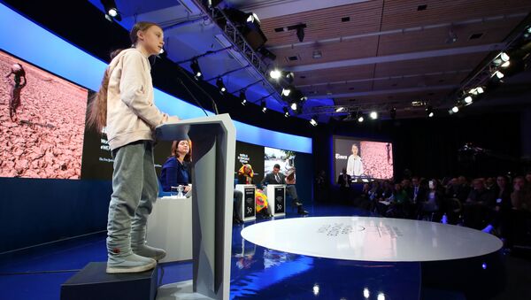 A ativista sueca de mudança climática Greta Thunberg fala durante uma sessão na 50ª reunião anual do Fórum Econômico Mundial (WEF) em Davos, Suíça, em 21 de janeiro de 2020. - Sputnik Brasil