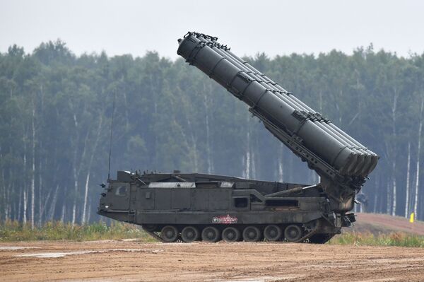 Sistemas russos S-300 e S-400 poderão disparar diferentes mísseis simultaneamente - Sputnik Brasil