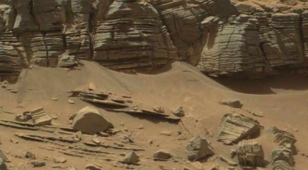 FOTOS de rover da NASA exibem formações estranhas na superfície de Marte - Sputnik Brasil