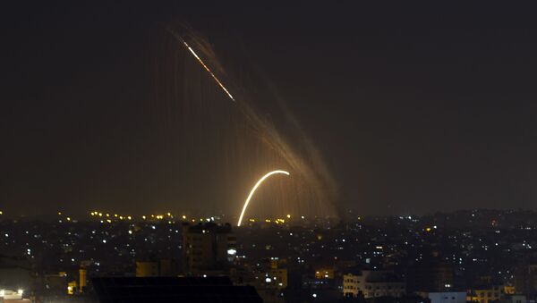 Foguetes são lançados da Faixa de Gaza em direção a Israel - Sputnik Brasil