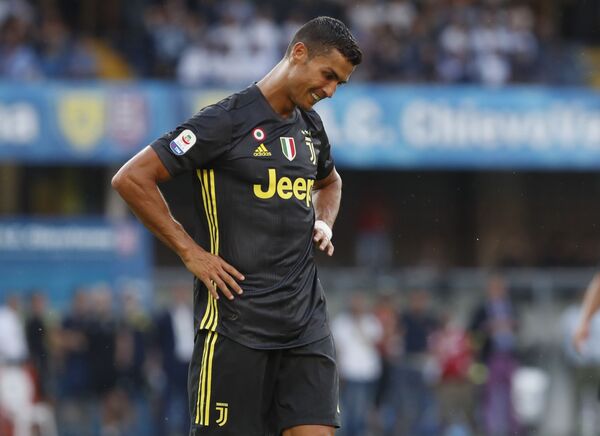 Jogador Cristiano Ronaldo em partida pela equipe italiana Juventus - Sputnik Brasil