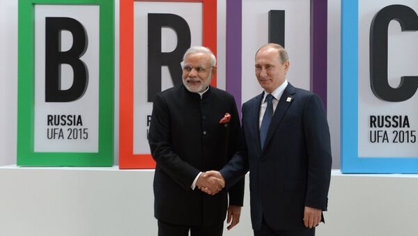 Vladimir Putin e Narendra Modi - Sputnik Brasil