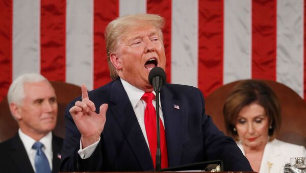 Presidente dos EUA, Donald Trump, durante seu discurso do estado da União, proferido na Câmara baixa do Congresso dos EUA, em 4 de fevereiro de 2020 - Sputnik Brasil