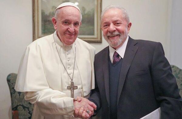 Analista: visita de Lula ao Papa Francisco tem viés eleitoral, mas PT terá de falar com evangélicos - Sputnik Brasil