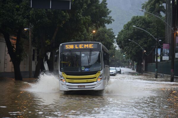 Brasil pode evitar 'desastre urbano' em meio à piora das chuvas e mudança do clima? Brasil pode evitar 'desastre urbano' em meio à piora das chuvas e mudança do clima? - Sputnik Brasil
