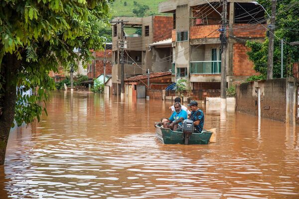 Brasil pode evitar 'desastre urbano' em meio à piora das chuvas e mudança do clima? Brasil pode evitar 'desastre urbano' em meio à piora das chuvas e mudança do clima? - Sputnik Brasil