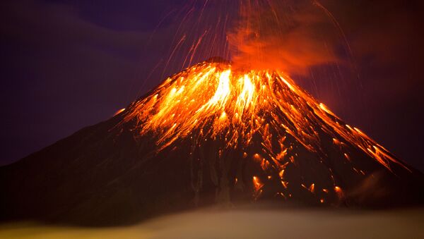 Vulcão Tungurahua, no Equador - Sputnik Brasil