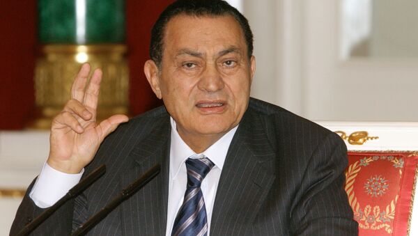 Presidente Hosni Mubarak, durante coletiva de imprensa, em 2004, em Moscou, na Rússia.  - Sputnik Brasil