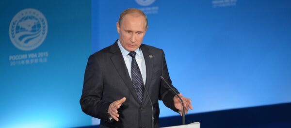 Vladimir Putin em entrevista coletiva em Ufa - Sputnik Brasil