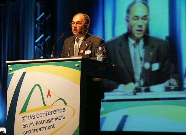 Abstinência sexual: 'guerra santa' de Damares, sombra dos EUA e gravidez na favela - Sputnik Brasil