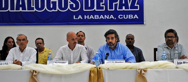 Negociações de paz entre o governo colombiano e as FARC estão sendo realizadas em Havana, com mediação de diplomatas cubanos e noruegueses - Sputnik Brasil
