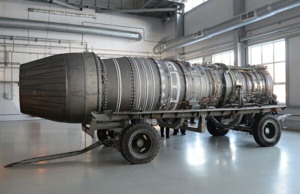 Rússia tem motor de avião mais secreto do que bomba atômica, diz mídia chinesa Rússia tem motor de avião mais secreto do que bomba atômica, diz mídia chinesa - Sputnik Brasil
