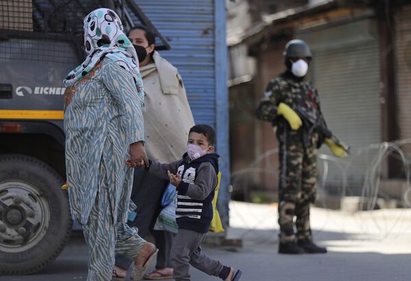 Manhã com Sputnik Brasil: destaques desta segunda-feira, 13 de abril - Sputnik Brasil