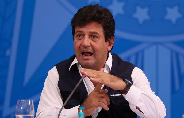 Epidemiologista: variantes do coronavírus podem aumentar mortes e disseminação da COVID-19 Epidemiologista: variantes do coronavírus podem aumentar mortes e disseminação da COVID-19 - Sputnik Brasil