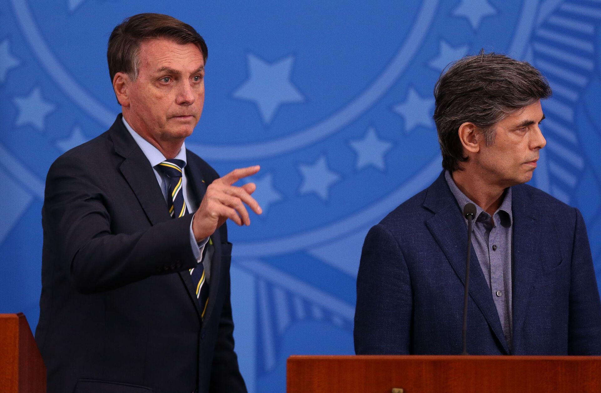 Teich diz que pediu demissão por governo Bolsonaro insistir na 'ampliação do uso da cloroquina' - Sputnik Brasil, 1920, 05.05.2021