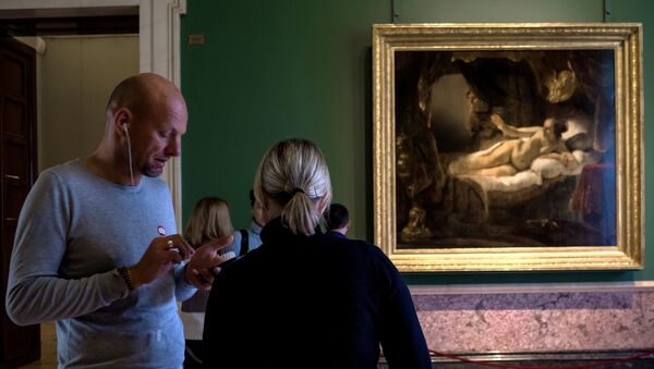 Quadro do pintor holandês Rembrandt (1606-1669), “Danae” (1636), em exposição no Palácio de Inverno do Museu Hermitage, em São Petersburgo, na Rússia - Sputnik Brasil