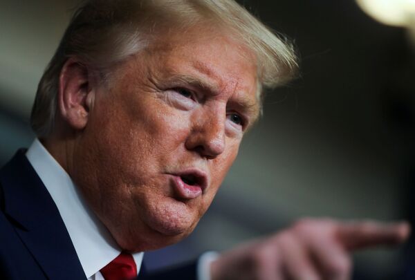 EUA prometem vingança financeira contra a China devido à pandemia - Sputnik Brasil