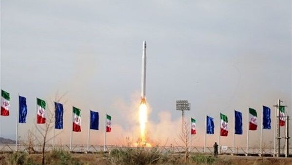 O primeiro satélite militar do Irã, chamado Noor, é lançado em órbita - Sputnik Brasil