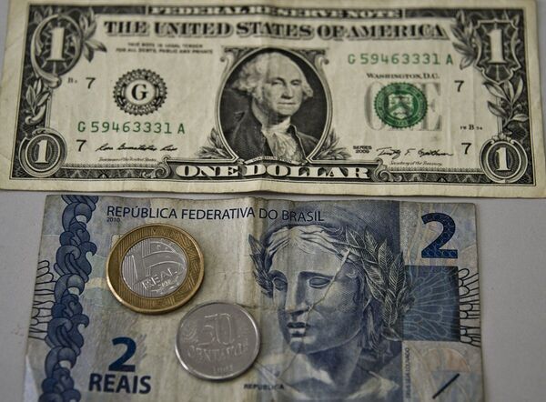 Mundo precisa de alternativa ao dólar após pandemia, diz Bolsa de Ouro de Xangai - Sputnik Brasil