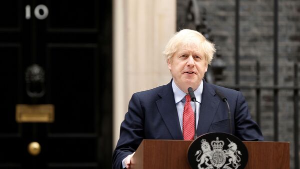 Primeiro-ministro do Reino Unido, Boris Johnson, discursa em sua residência oficial, 27 de abril de 2020 - Sputnik Brasil