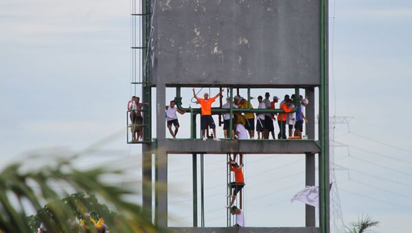 Rebelião na Unidade Prisional do Puraquequara (UPP), na manhã deste sábado (2), em Manaus - Sputnik Brasil