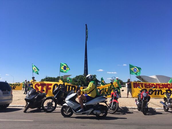 'Chegamos no limite, não tem mais conversa', diz Bolsonaro em protesto pró-golpe militar (VÍDEO) 'Chegamos no limite, não tem mais conversa', diz Bolsonaro em protesto pró-golpe militar (VÍDEO) - Sputnik Brasil