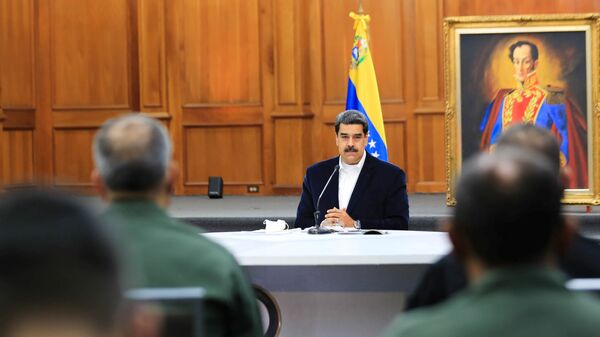 Presidente da Venezuela, Nicolás Maduro, participa de uma reunião com as Forças Armadas Bolivarianas - Sputnik Brasil