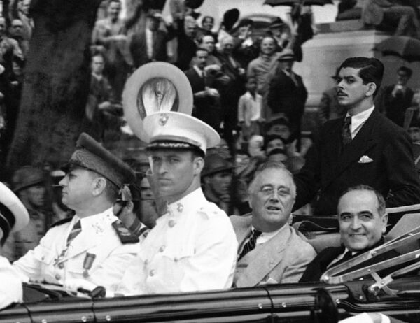 A 2ª Guerra Mundial derrubou Getúlio Vargas? A 2ª Guerra Mundial derrubou Getúlio Vargas? - Sputnik Brasil