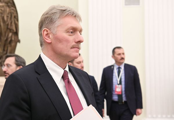 Kremlin discorda de tese sobre perpetuação do poder na Rússia: há uma rotação constante Kremlin discorda de tese sobre perpetuação do poder na Rússia: há uma rotação constante - Sputnik Brasil