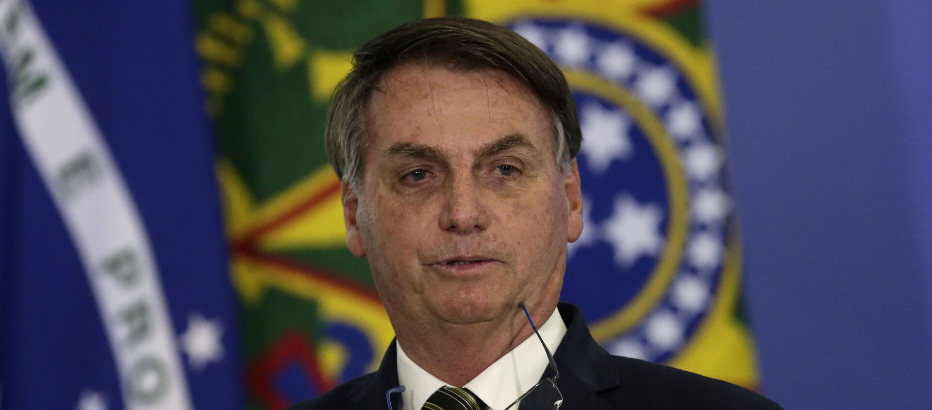 Presidente Jair Bolsonaro durante a posse do ministro da Justiça, André Mendonça, em Brasília - Sputnik Brasil, 1920, 13.05.2020