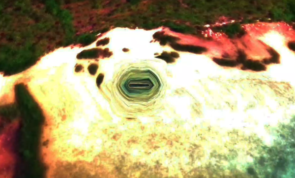 'Base subterrânea alienígena' é encontrada por conspiracionista na Indonésia (FOTOS) 'Base subterrânea alienígena' é encontrada por conspiracionista na Indonésia (FOTOS) - Sputnik Brasil