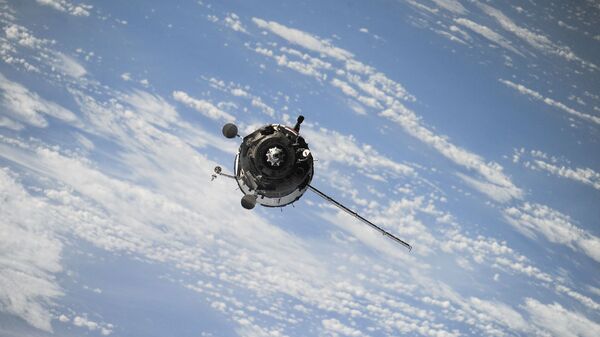 Satélite no espaço (imagem referencial) - Sputnik Brasil