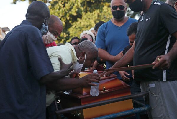 SP, RJ e MG têm manifestações contra Bolsonaro e a favor da democracia (VÍDEOS, FOTOS) - Sputnik Brasil