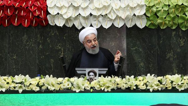 Presidente do Irã, Hassan Rouhani, durante abertura da 11ª sessão do Parlamento iraniano, em Teerã, Irã, 27 de maio de 2020 - Sputnik Brasil