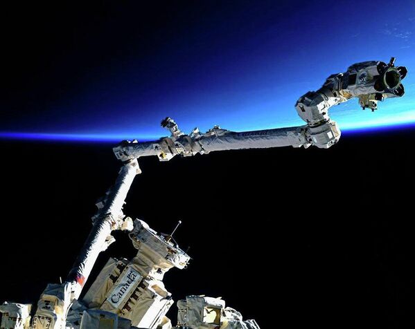 Sistema robótico canadense da Estação Espacial (SSRMS, na sigla em inglês) - Sputnik Brasil