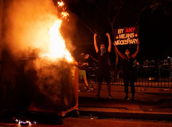 Manifestações nos EUA seriam só pela morte de George Floyd? Manifestações nos EUA seriam só pela morte de George Floyd? - Sputnik Brasil