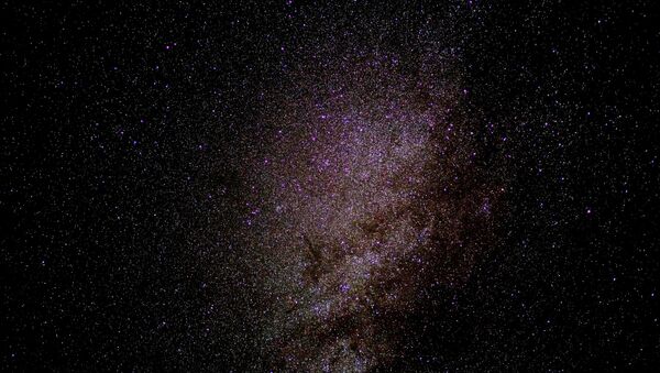 Imagem de estrelas no centro de uma galáxia - Sputnik Brasil