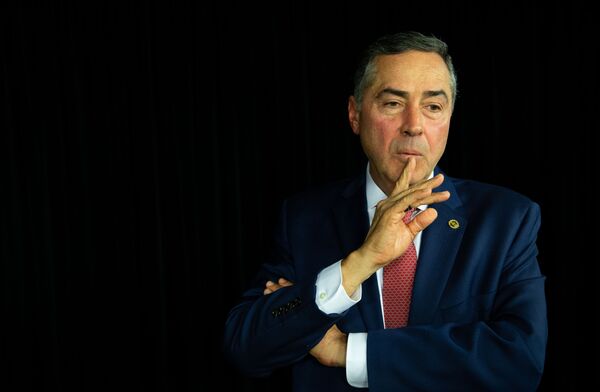 Qual é a situação das ações que pedem a cassação da chapa Bolsonaro-Mourão no TSE? - Sputnik Brasil