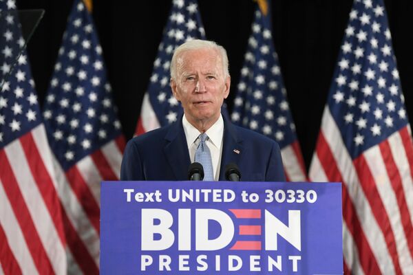 Pesquisador aponta 'erro básico' de Bolsonaro que trará problemas se Biden vencer Trump Pesquisador aponta 'erro básico' de Bolsonaro que trará problemas se Biden vencer Trump - Sputnik Brasil