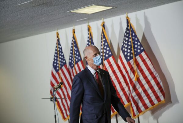 Senador dos EUA acusa Pequim de sabotar vacina da COVID-19 e China pede provas - Sputnik Brasil